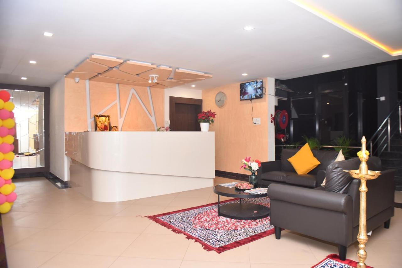 M R Residency Dharwad. Apartment